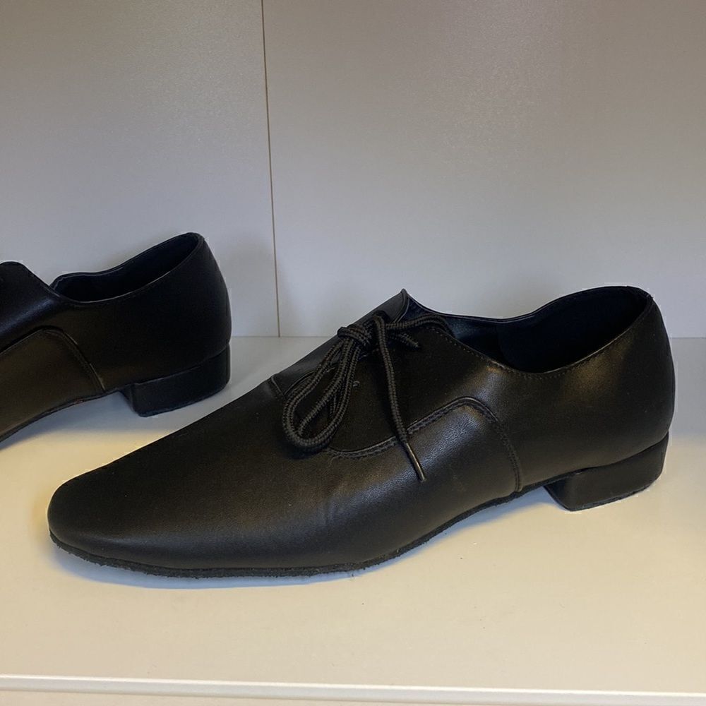 Dance shoes  - Picture 3 of 6